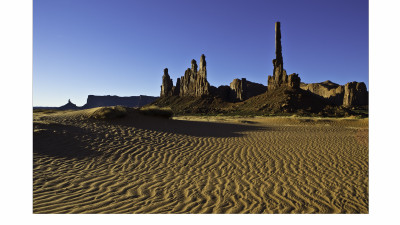 MONUMENT VALLEY