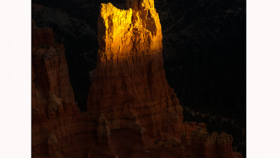 THE LAST LIGHT OF  SUNSET 